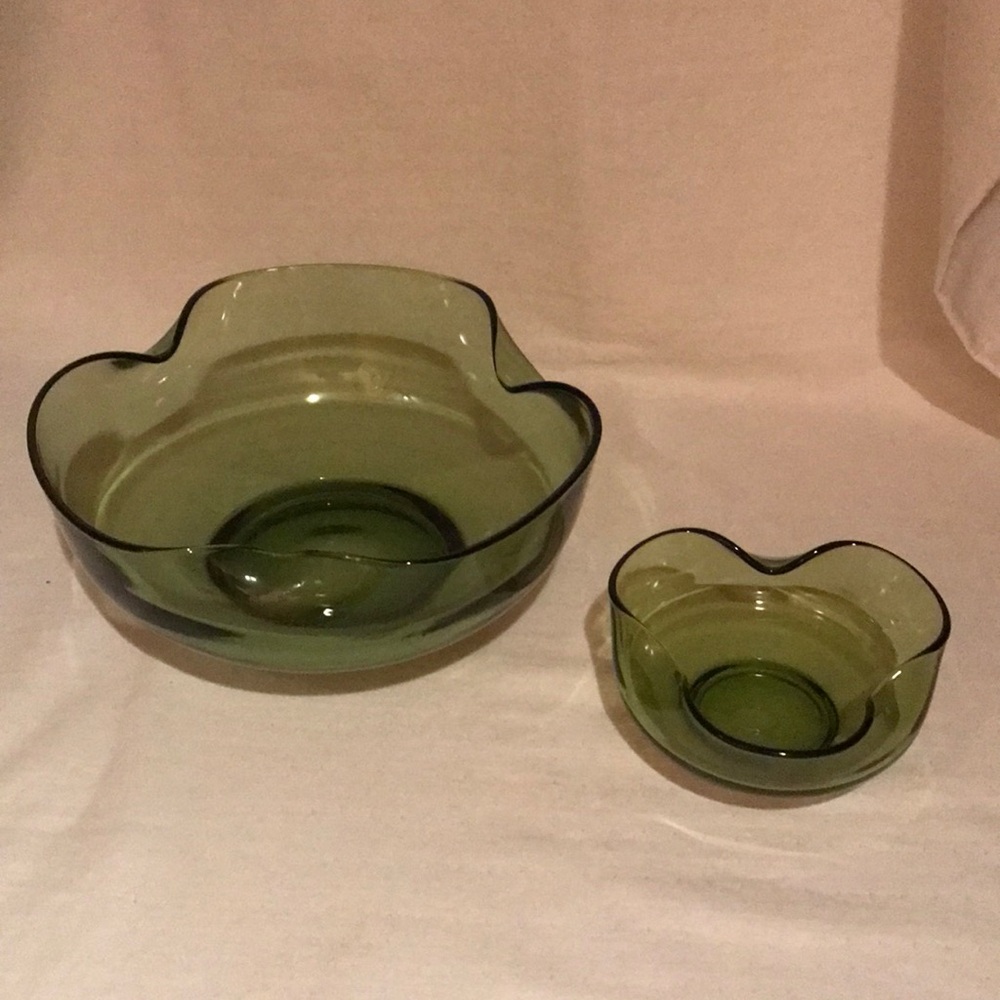 Vintage Anchor Hocking Olive Green Glass Chip and Dip Bowls